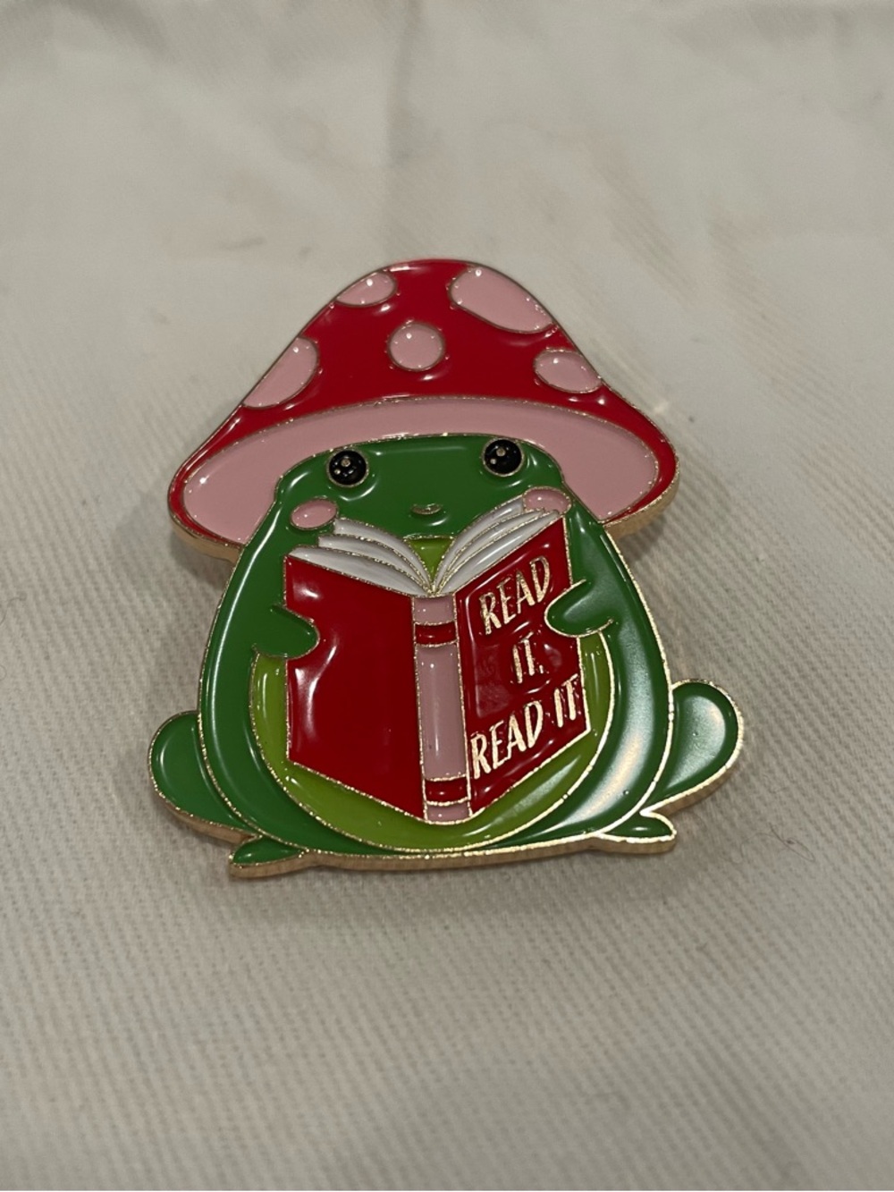 Green Frog with Red Mushroom Enamel Pin - Cute Reading Design